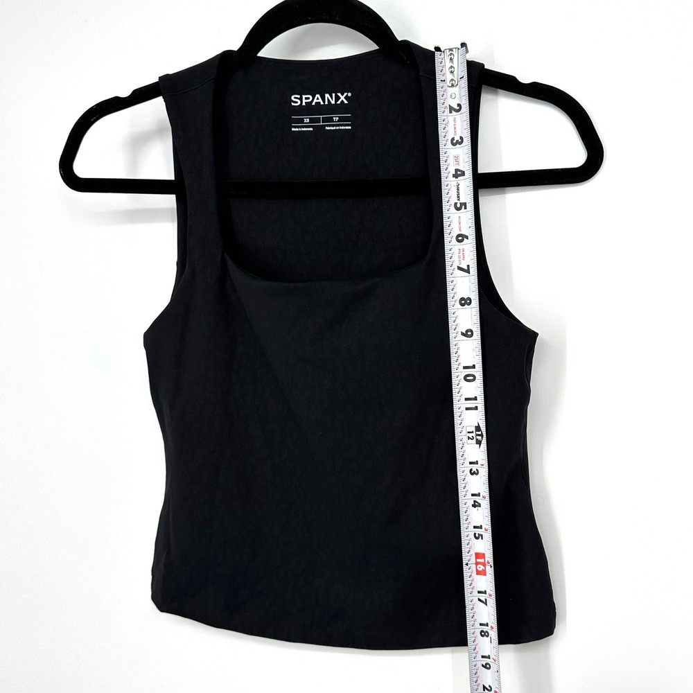 SPANX Get Moving Black Embossed Leopard Print Squ… - image 9